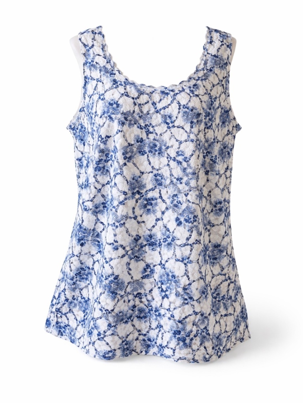 Tahari Sleeveless Blouse Crochet Lace Blue White Size 1X